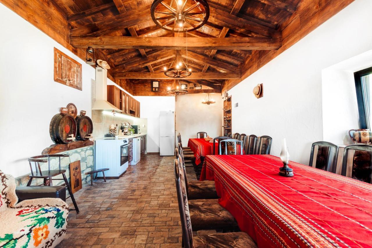Guest House Hristova Kashta - Христова Къща Cherni Vrukh Экстерьер фото
