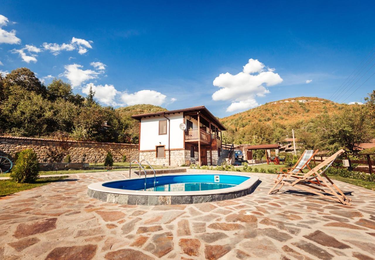 Guest House Hristova Kashta - Христова Къща Cherni Vrukh Экстерьер фото