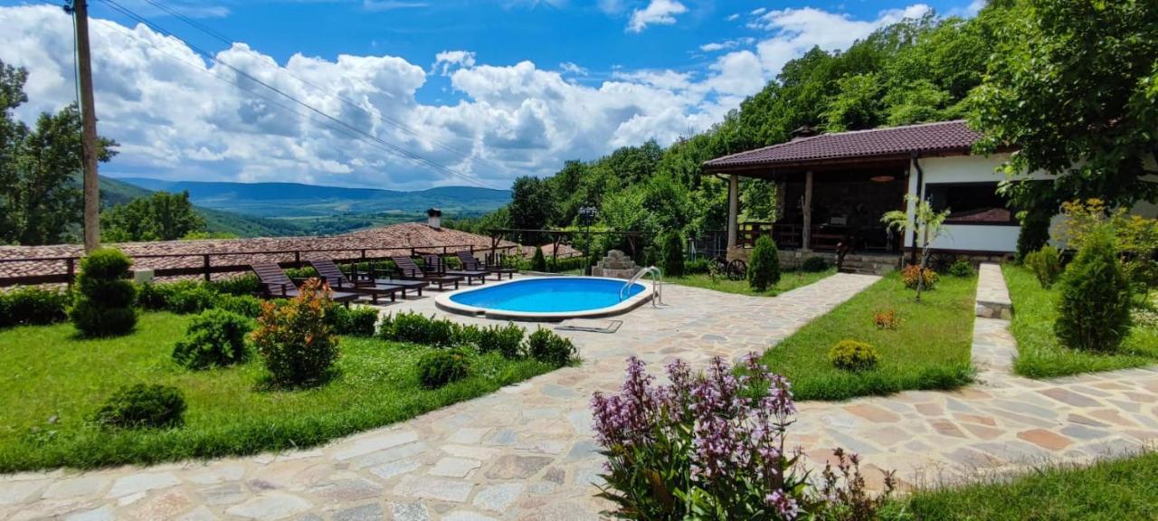 Guest House Hristova Kashta - Христова Къща Cherni Vrukh Экстерьер фото